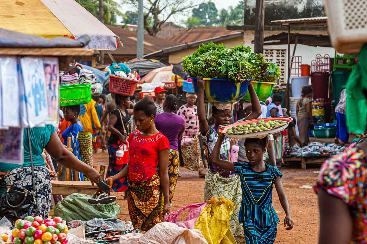 Vibrantes mercados en África Occidental